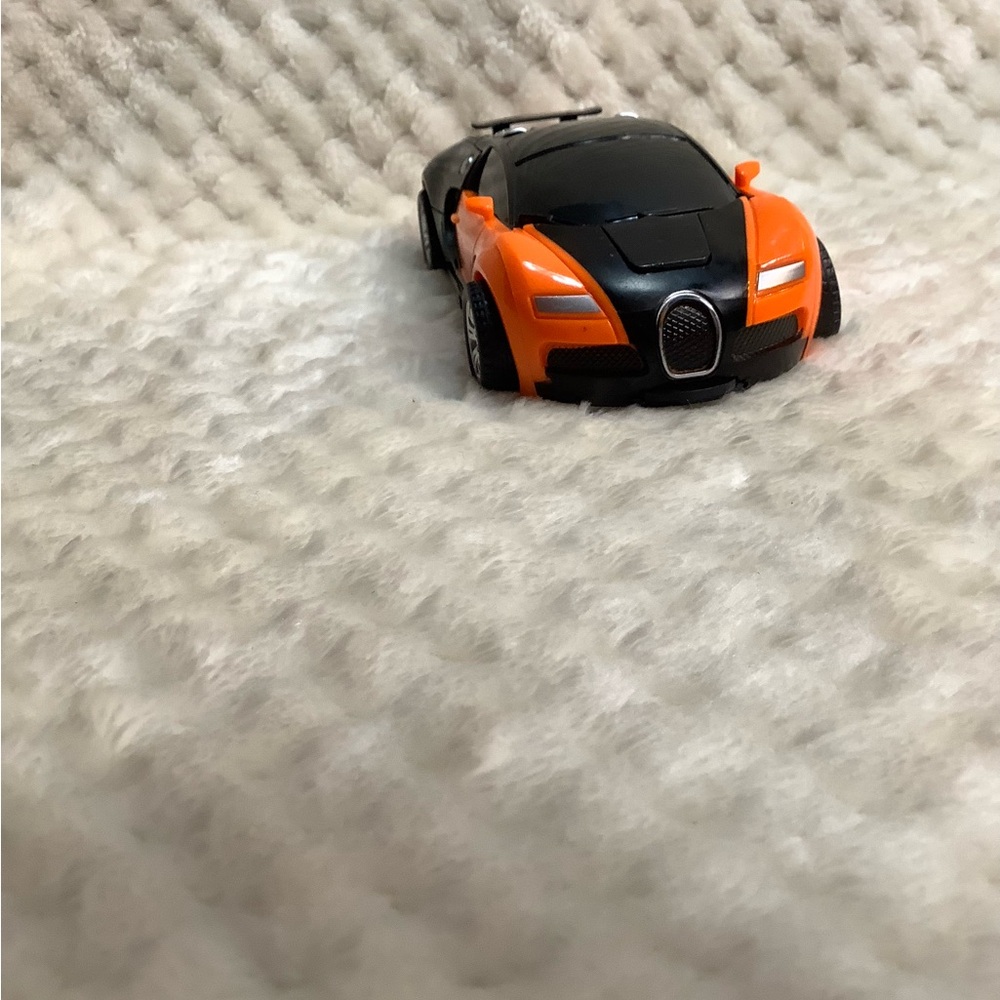 Red and Orange Toy Cars - Picture 12 of 12
